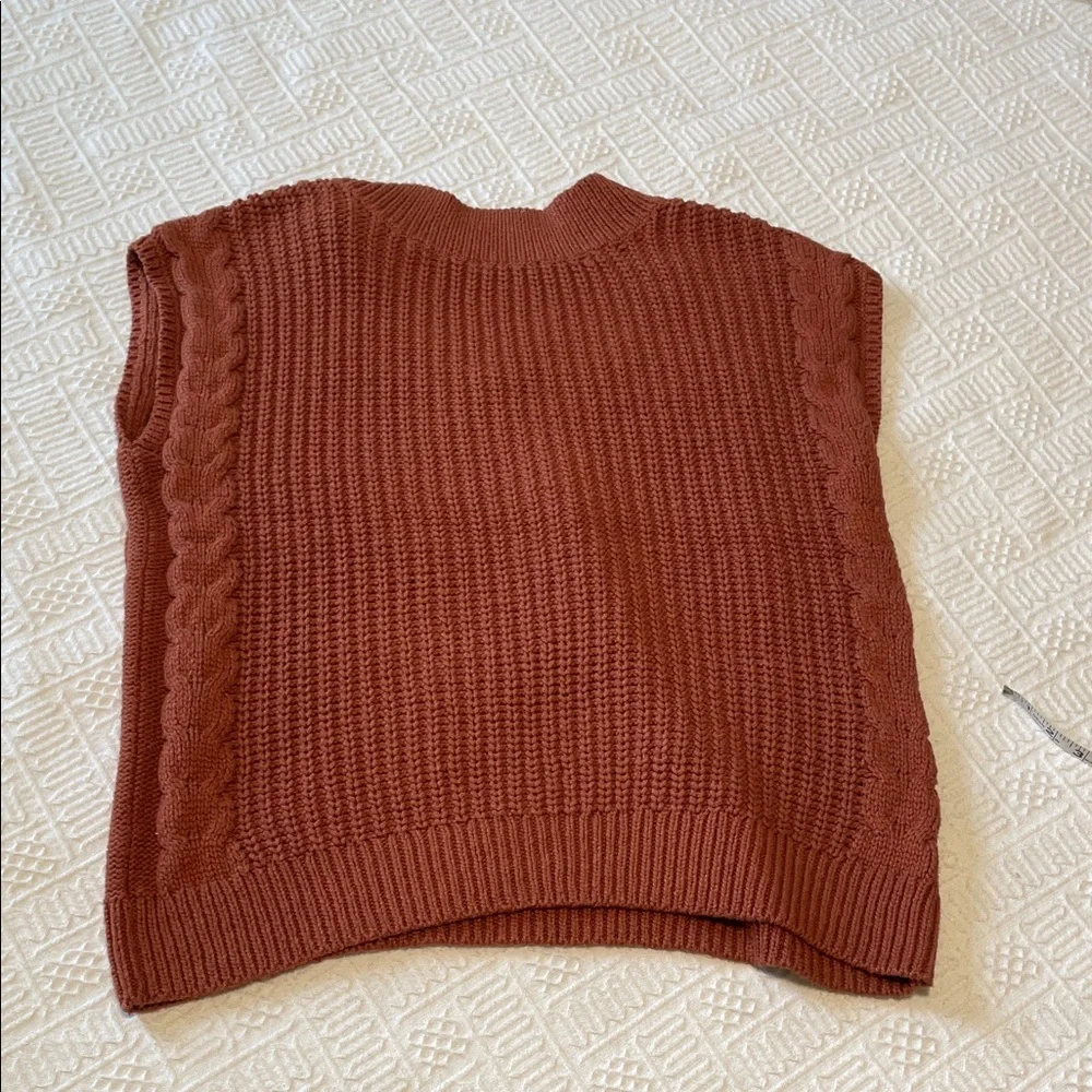 Coldwater creek V-Neck Sweater Vest - Rust medium knit cable cotton